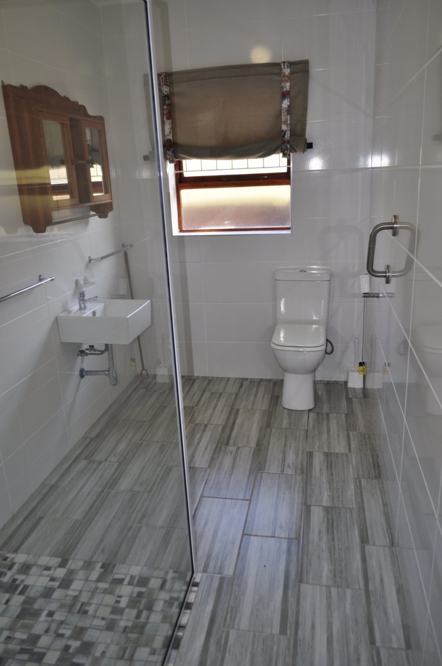 4 Bedroom Property for Sale in Wavecrest Eastern Cape